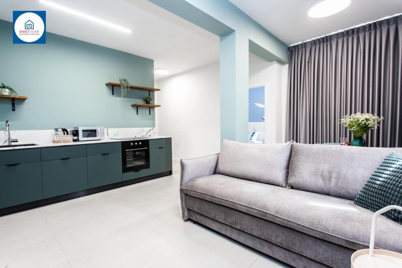 Design Apartments In ネタニア エクステリア 写真